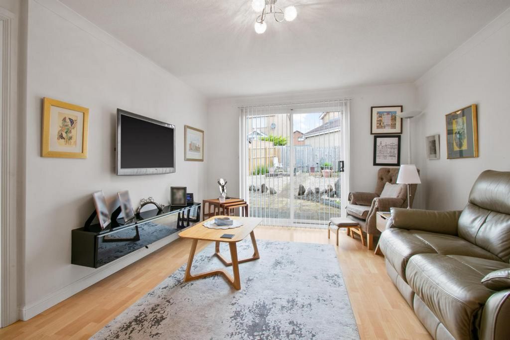 Property photo 2 of 30