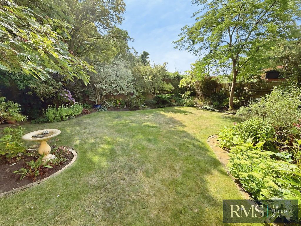 Property photo 2 of 21 Photo 26