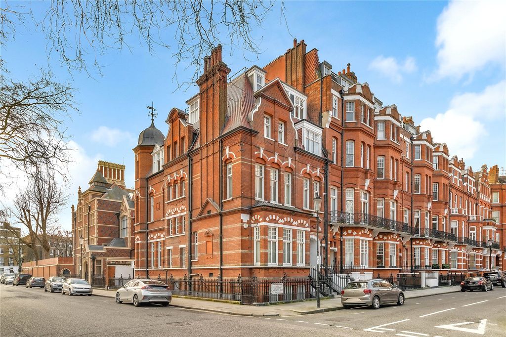 Property photo 1 of 1