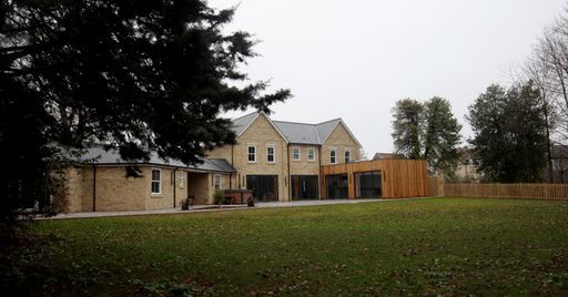 Property photo 1 of 10