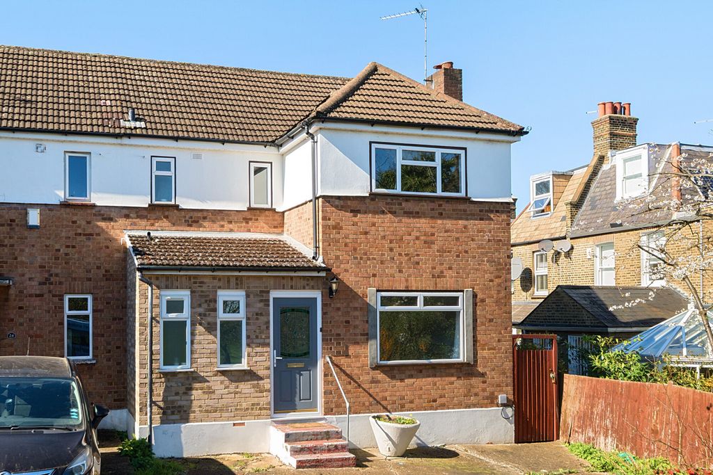 Property photo 1 of 40 1430502-19-69ba8d...