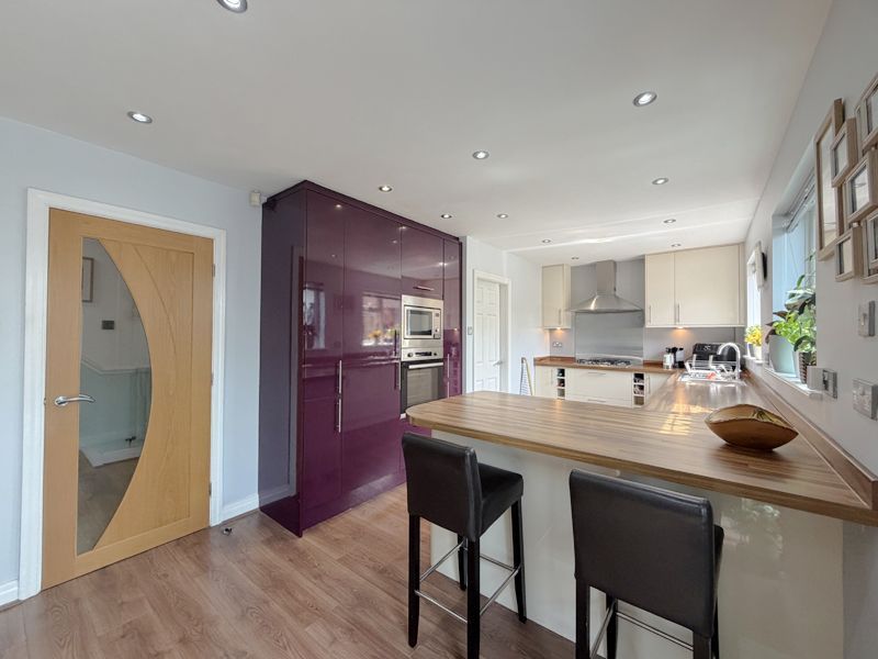 Property photo 2 of 39 Dining Kitchen