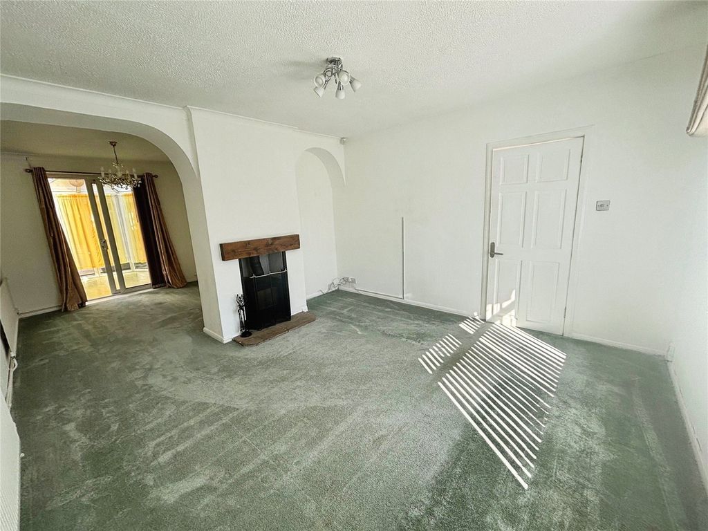 Property photo 2 of 14 Living Room