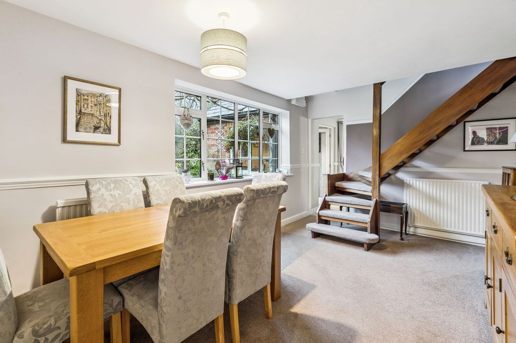 Property photo 3 of 30