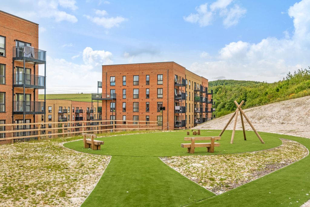 Property photo 2 of 7