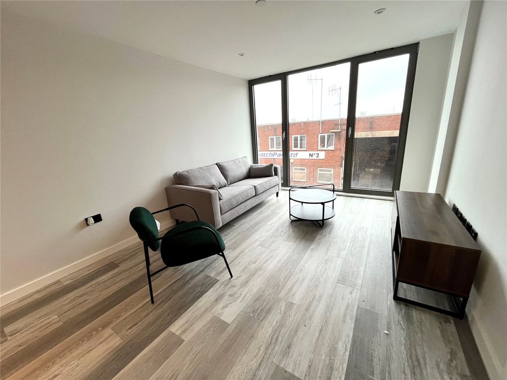 Property photo 3 of 7 Picture No. 05