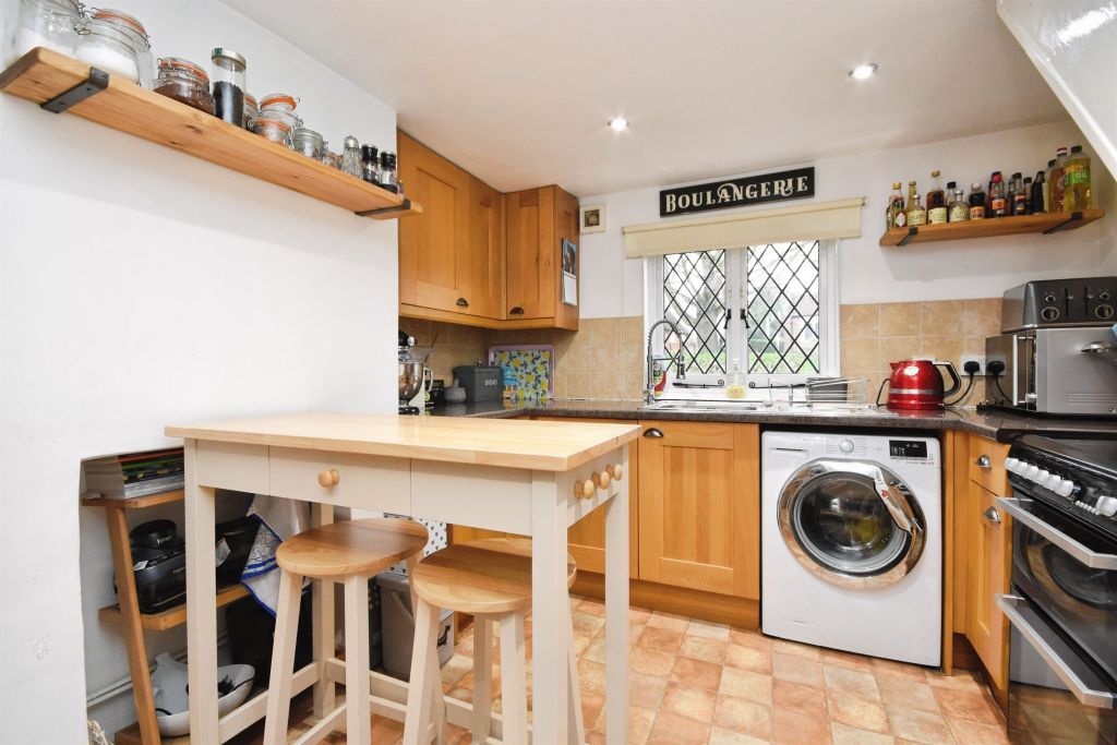 Property photo 3 of 16