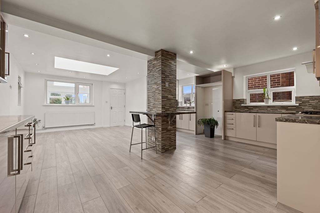 Property photo 2 of 33 P1683572