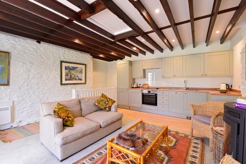 Property photo 3 of 21 Photo 3