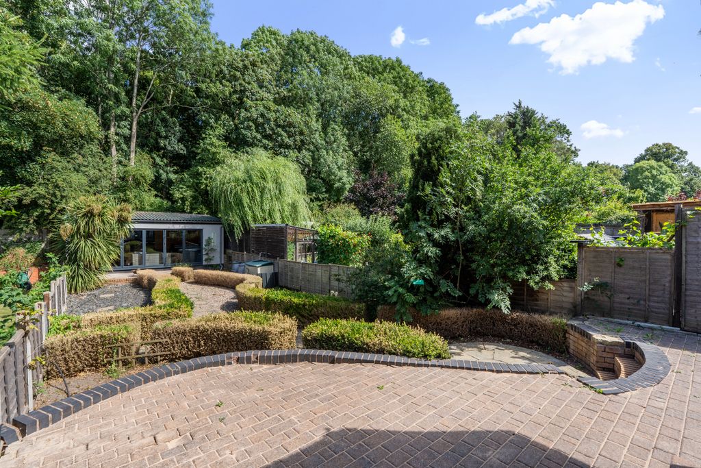 Property photo 1 of 16 Rear Garden