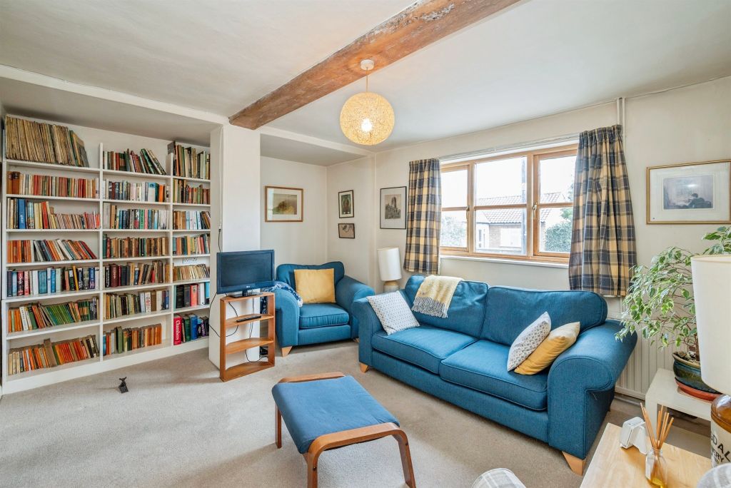 Property photo 3 of 18