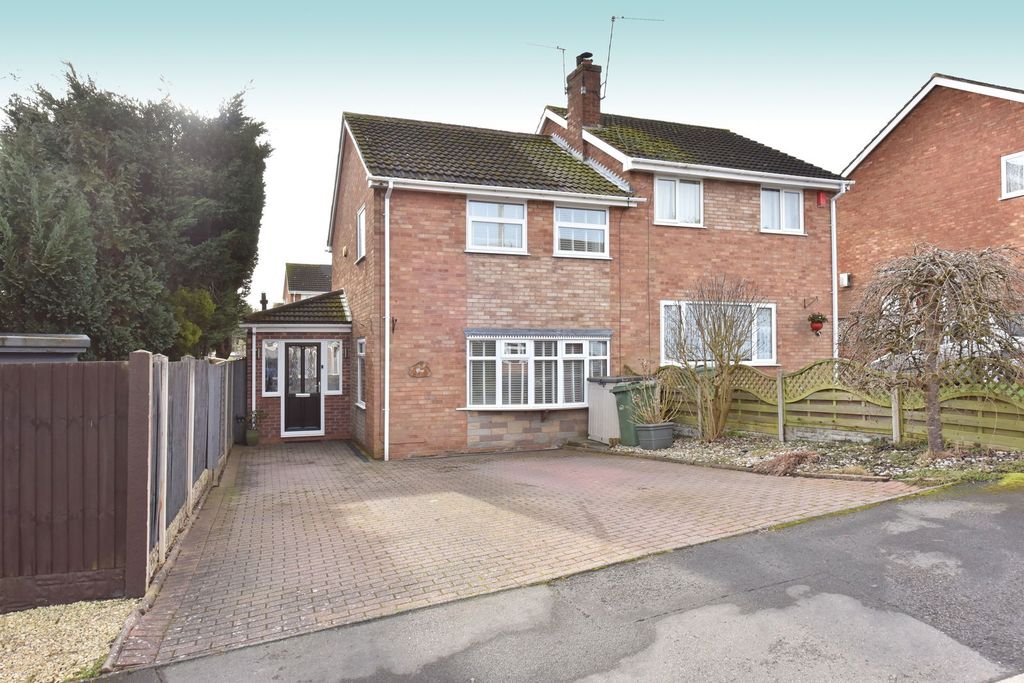 Property photo 1 of 23