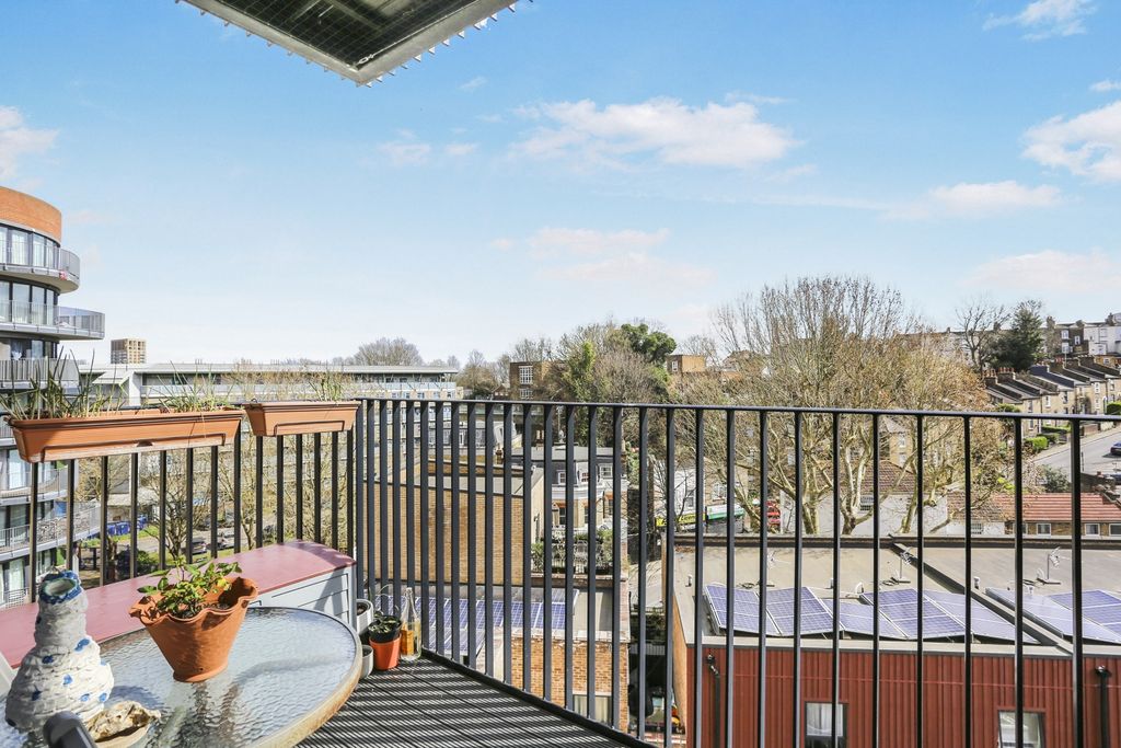 Property photo 3 of 8 Img_1257