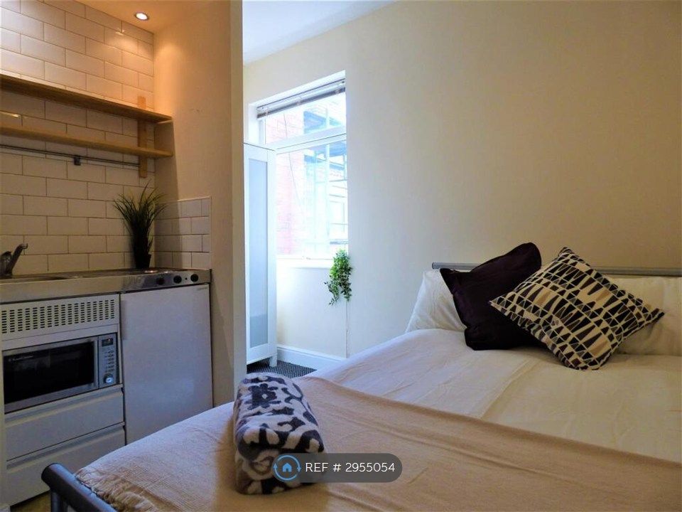 Property photo 3 of 8