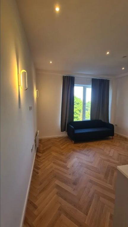 Property photo 3 of 5 Picture No. 08