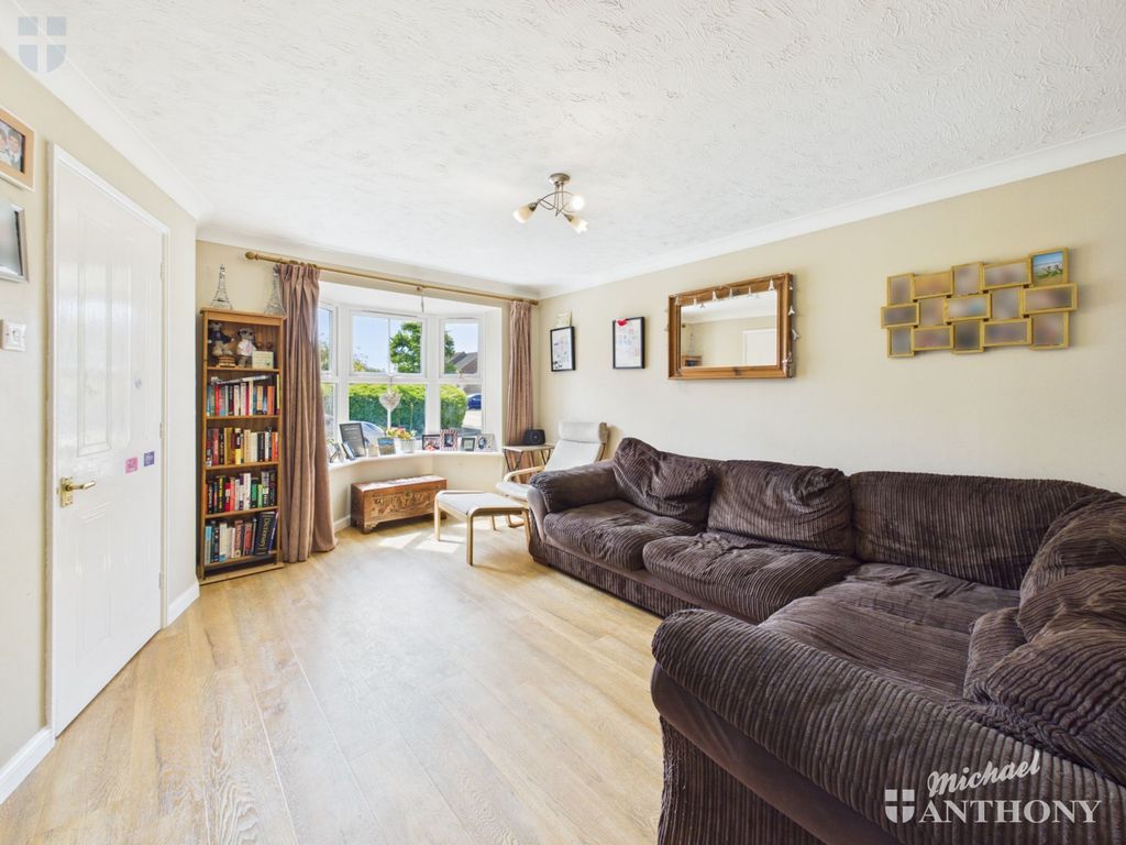 Property photo 2 of 15 Cam03852G0-Pr0648-Still007