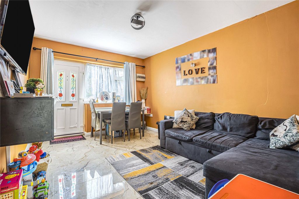 Property photo 2 of 11 Picture No. 02