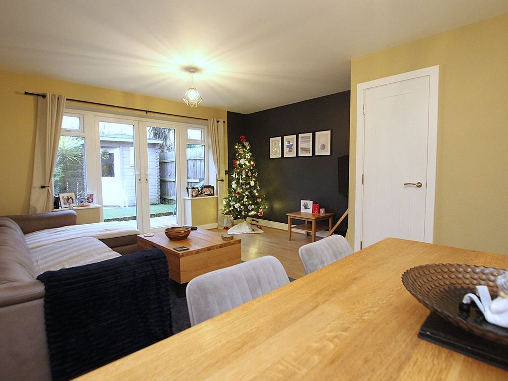 Property photo 3 of 25