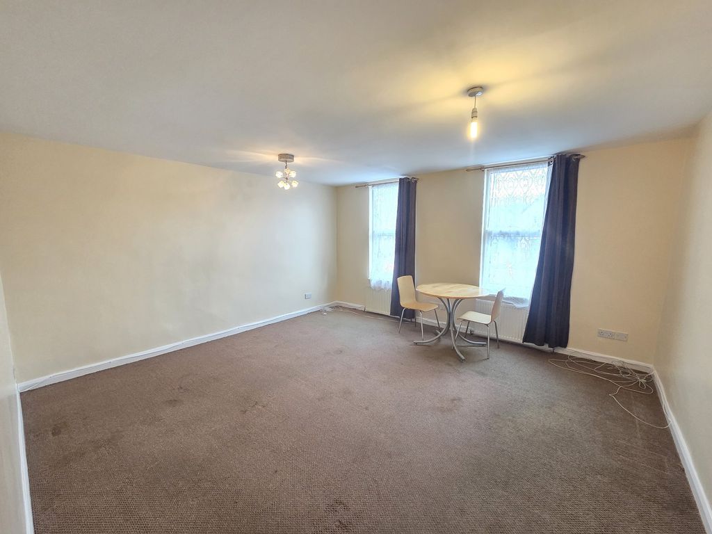 Property photo 3 of 8 Not Specified