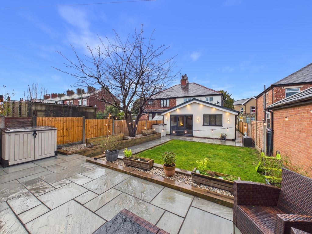 Property photo 1 of 22