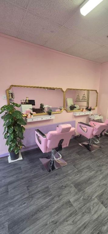 Property photo 2 of 9 Photo 2