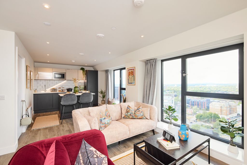 Property photo 1 of 27 Photo 25