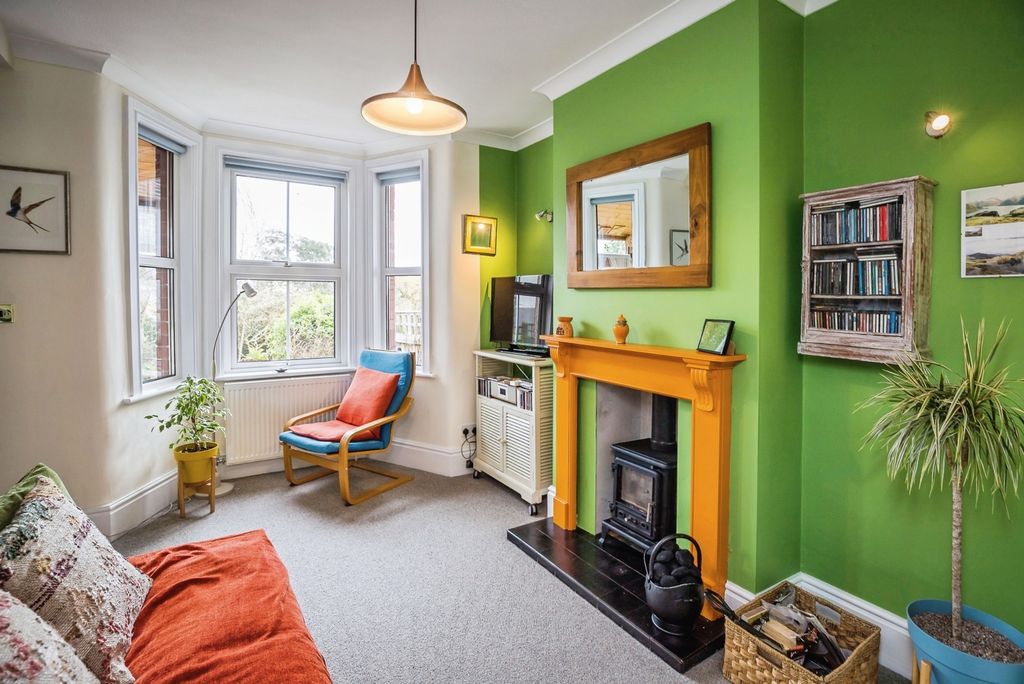 Property photo 2 of 18 Pbox-Img.Jpg