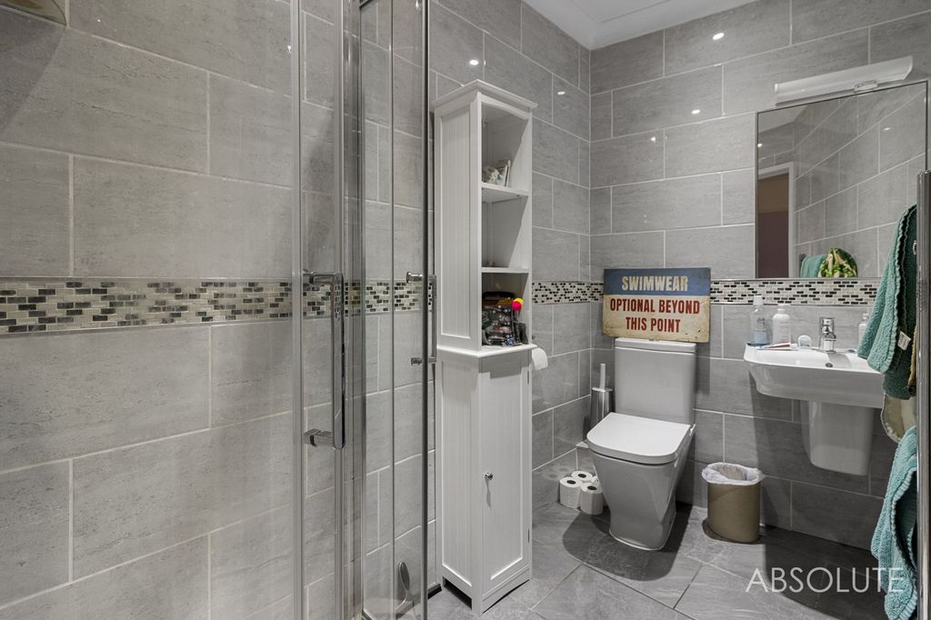 Additional image 25 of 6 bed detached house for saleShorton Road, Preston TQ3