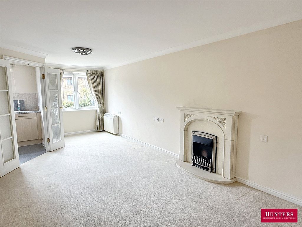 Property photo 2 of 17 Picture No. 03