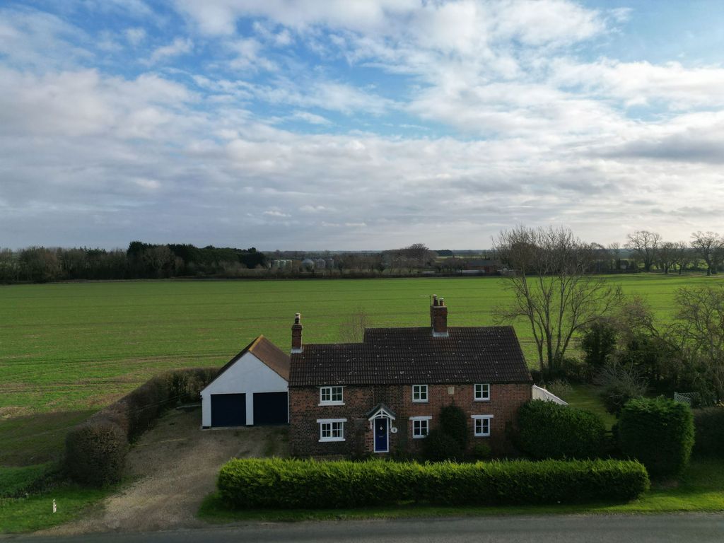 Property photo 1 of 33