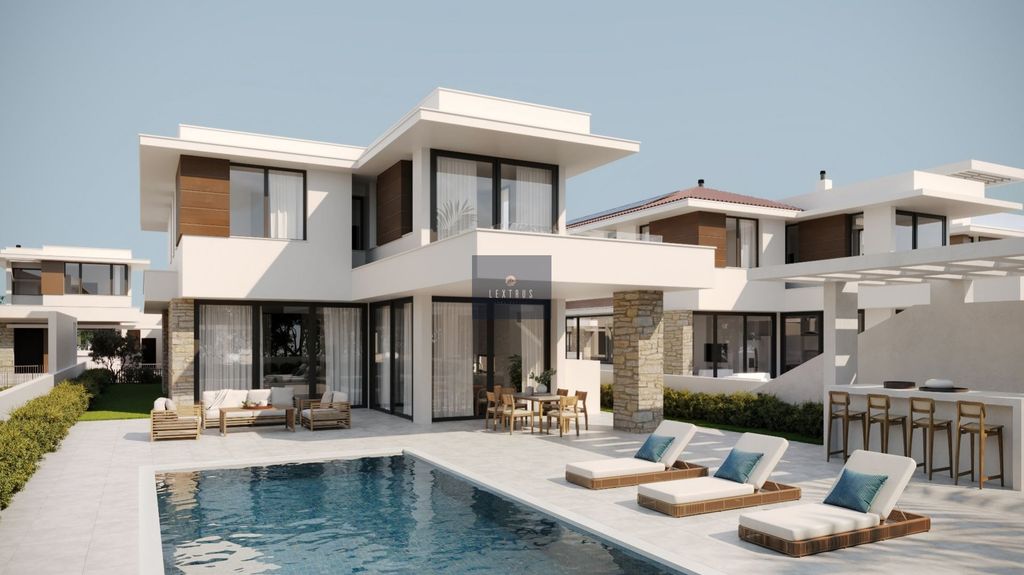 Property photo 1 of 23