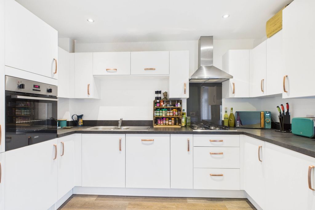 Property photo 2 of 20 Take A Look At This Stunning Kitchen
