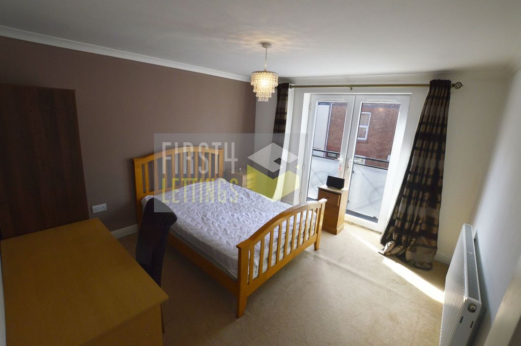 Property photo 3 of 11 Photo 6