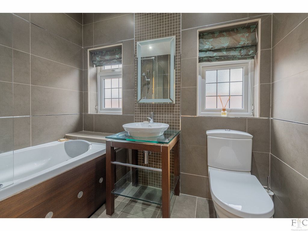 Additional image 25 of 6 bed detached house for saleMeadowcourt Road, Leicester LE2