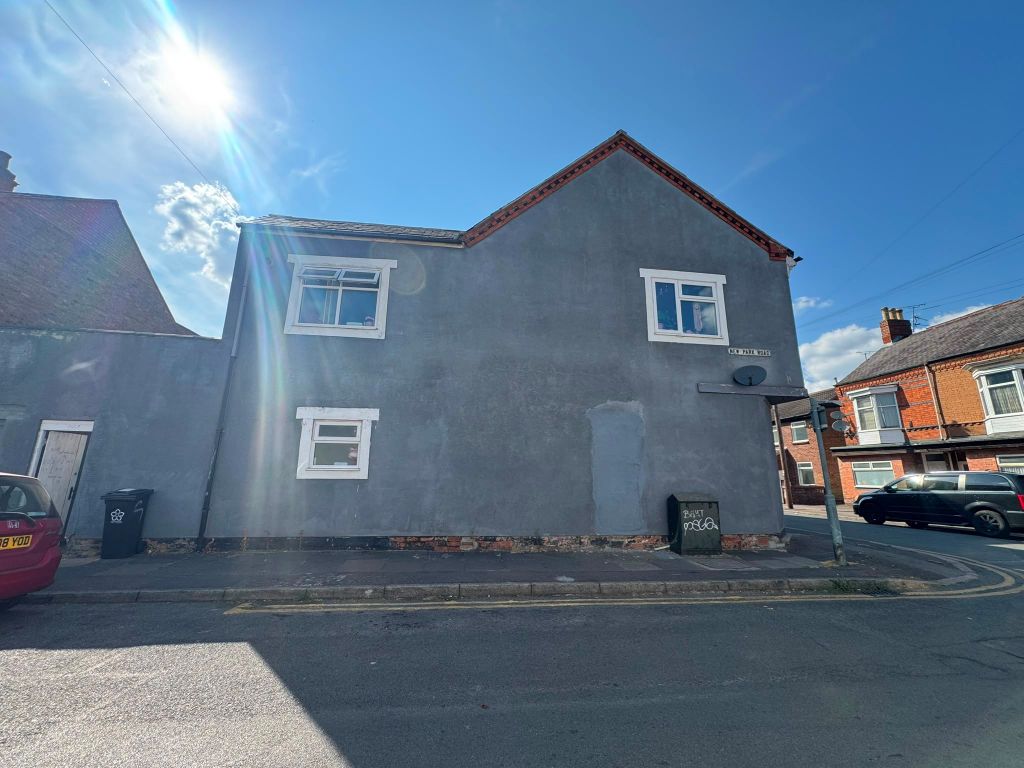 Property photo 1 of 5