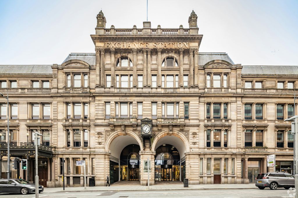 Property photo 2 of 12 Buildingphoto.Jpg