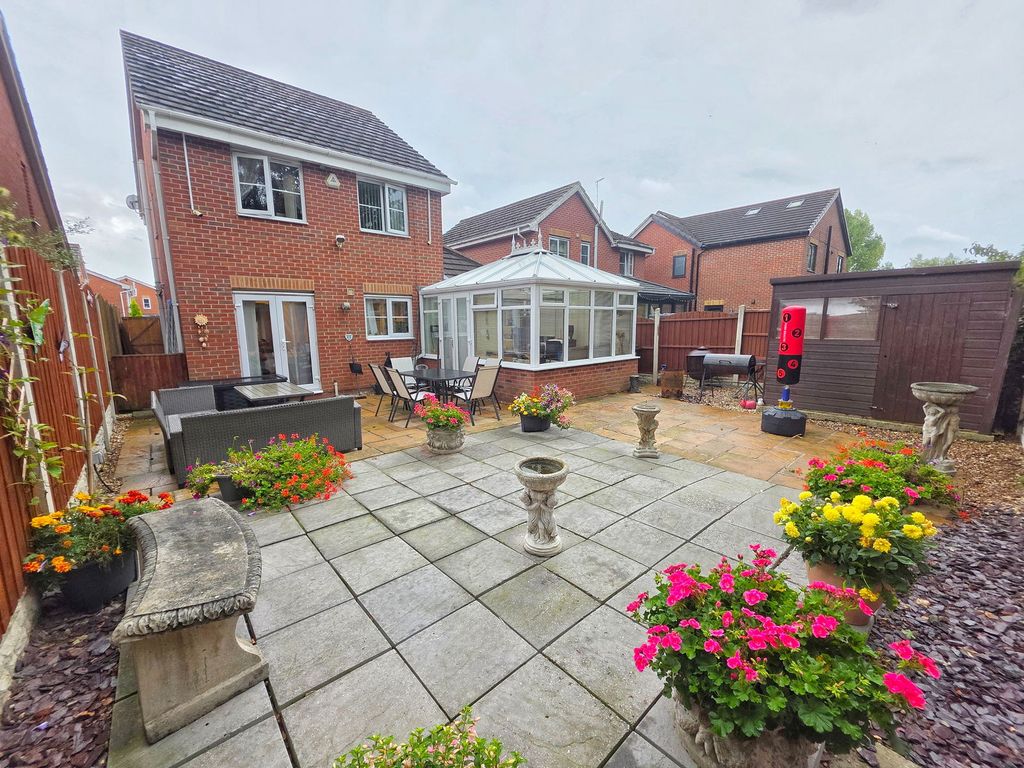 Property photo 2 of 19