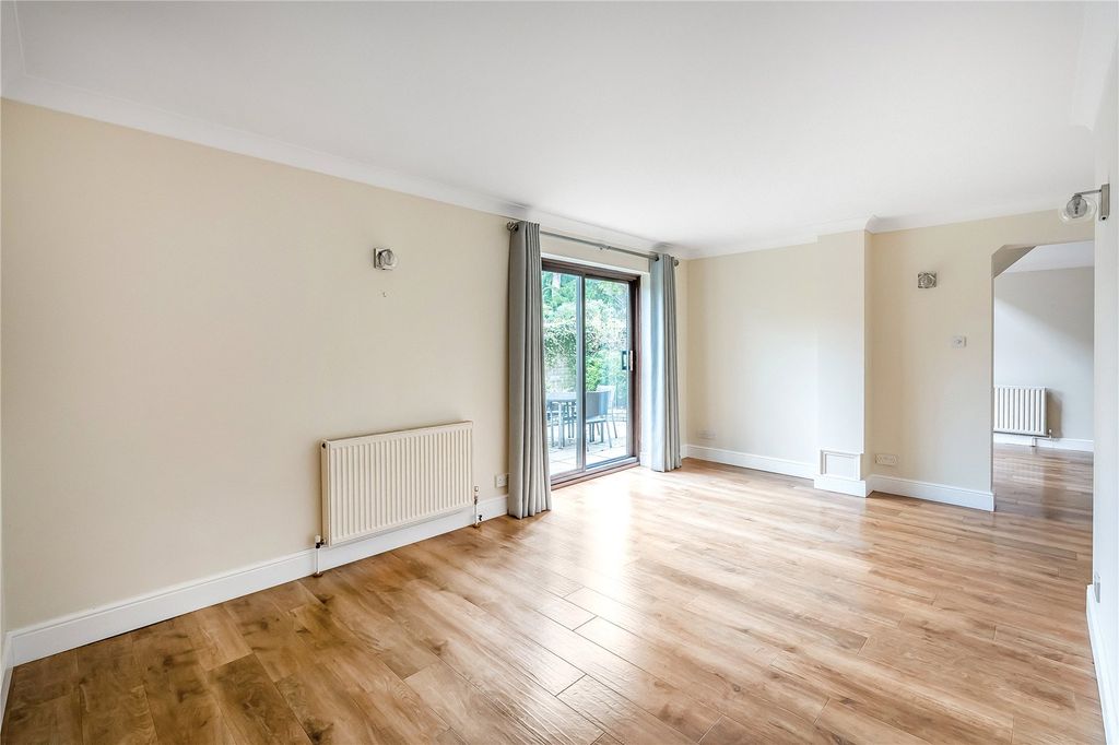 Additional image 19 of 3 bed flat for saleEastcroft Court, Albury Road, Guildford, Surrey GU1