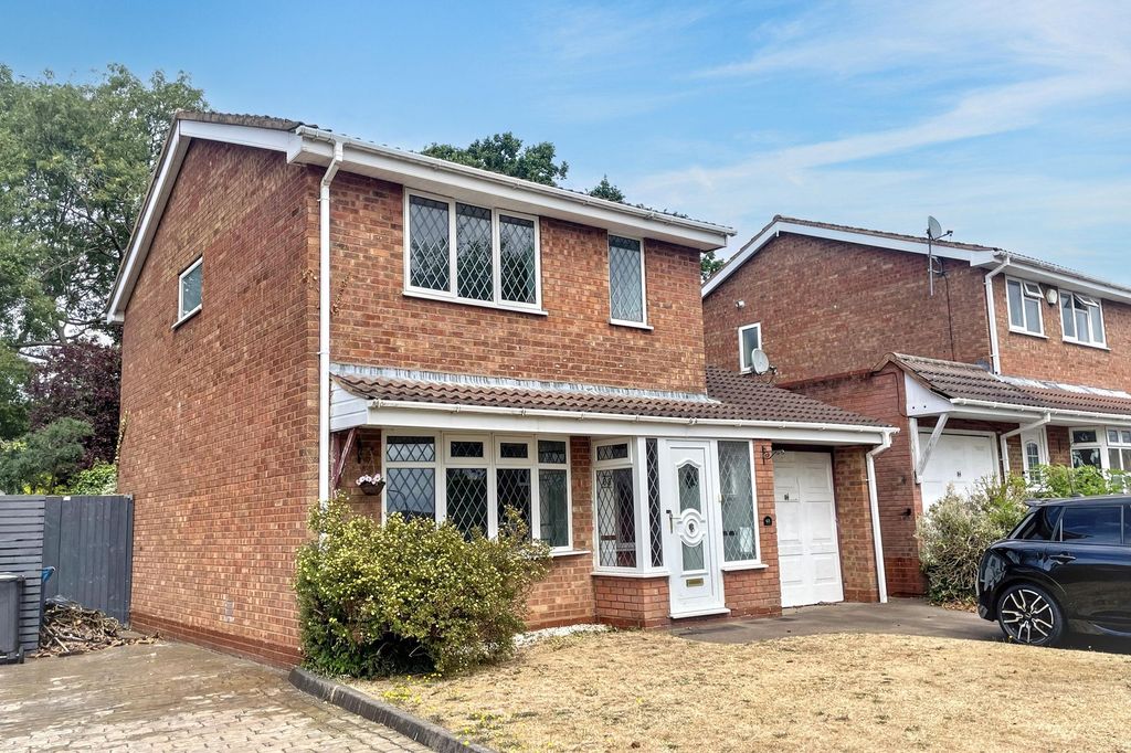 Property photo 2 of 4 68 Loughshaw, Wilnecote, Tamworth B77 4Lz