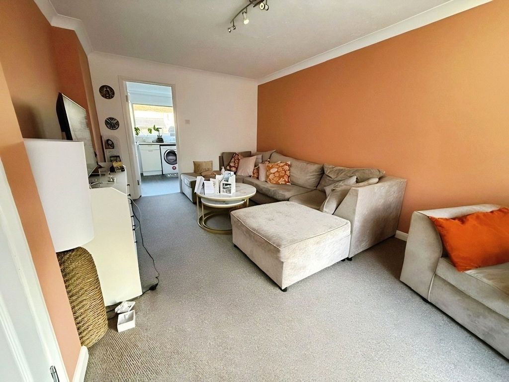 Property photo 3 of 9 Picture No. 10