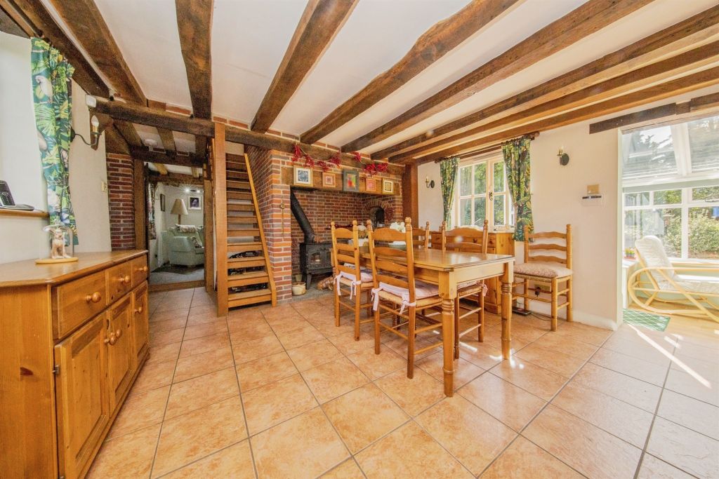 Property photo 3 of 26