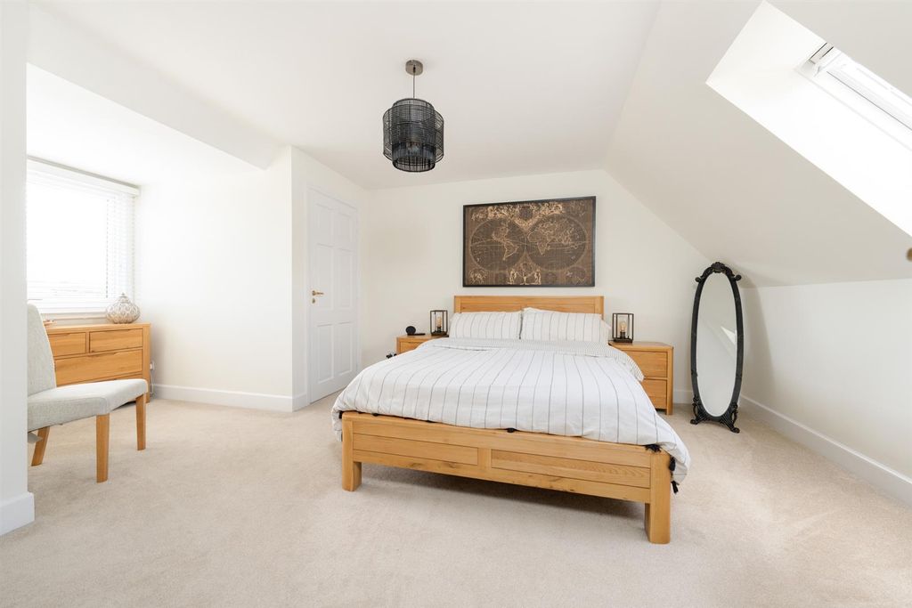 Additional image 18 of 6 bed detached house for saleDunollie, 58 Gillsland, Eyemouth TD14