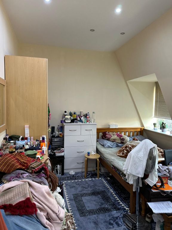 Property photo 3 of 4