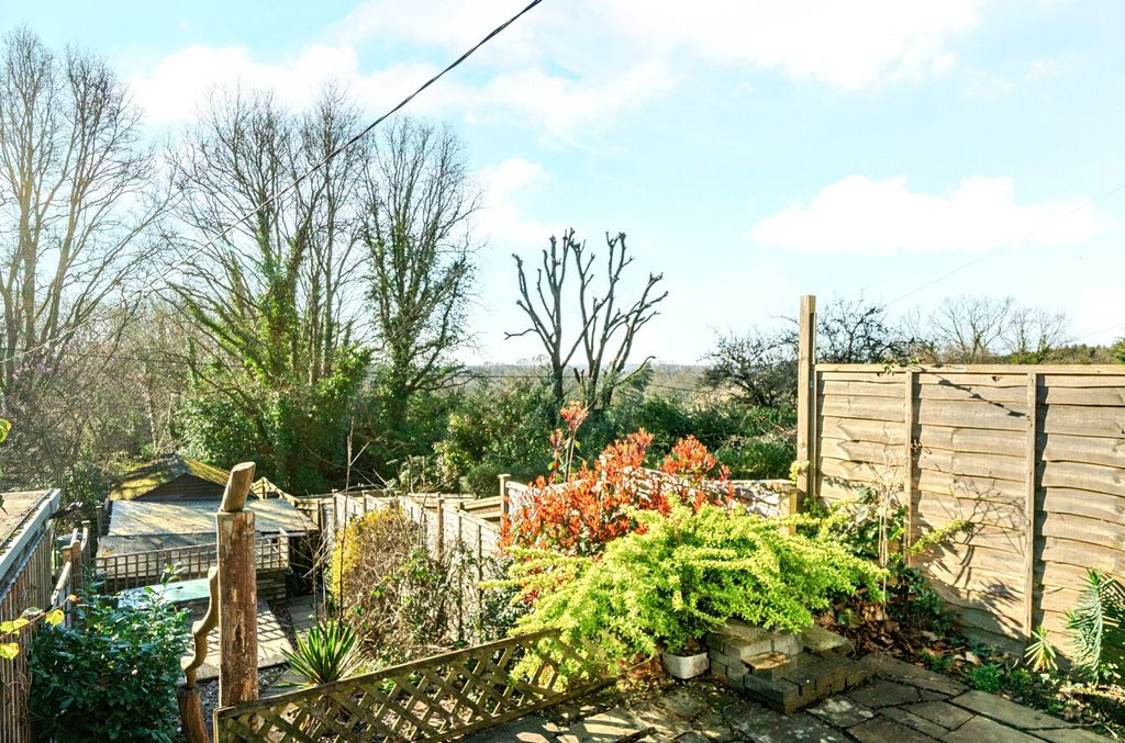 Property photo 2 of 18 1429241-7-69Bacf4...