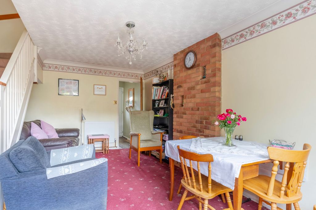 Property photo 2 of 13