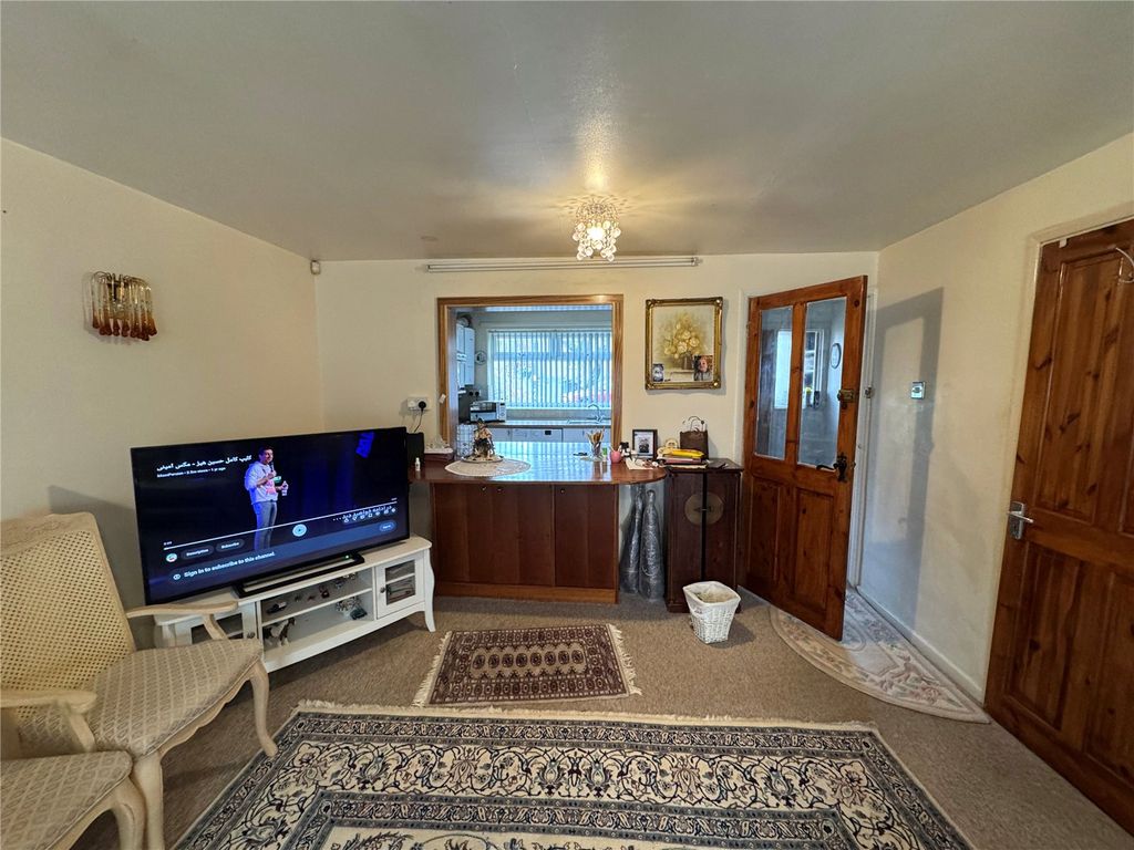 Property photo 3 of 15 Picture No. 14