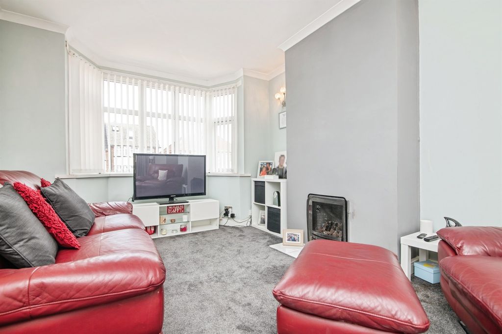 Property photo 3 of 15