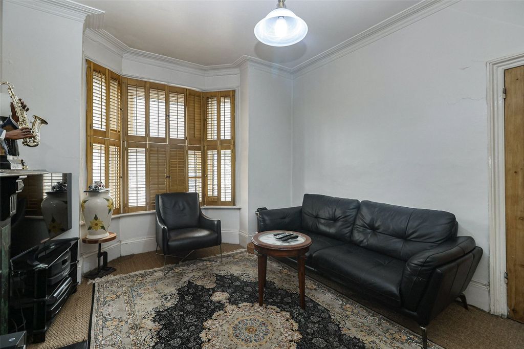 Property photo 2 of 19 Picture No. 39
