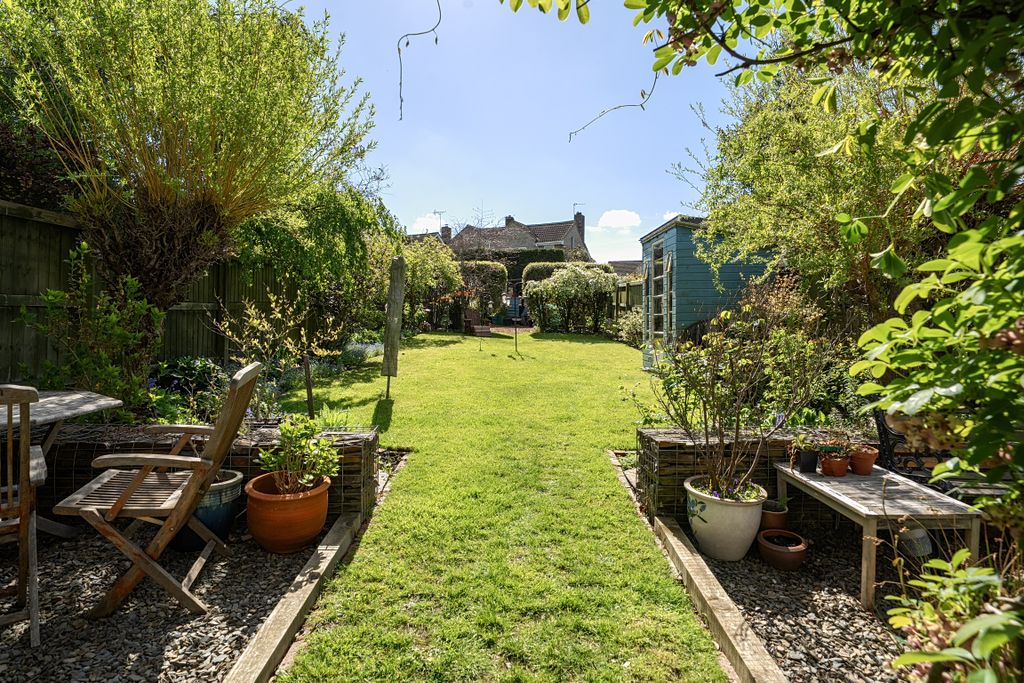 Property photo 2 of 21 1440518369E60d588c6B5