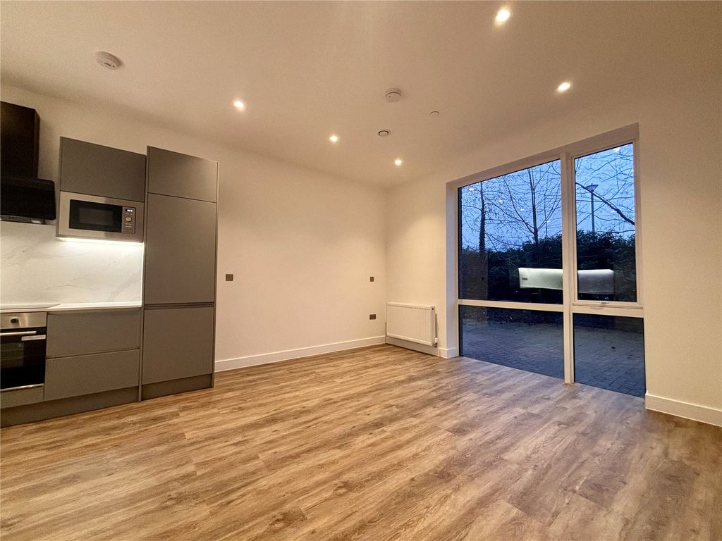 Property photo 3 of 29 Picture No. 61